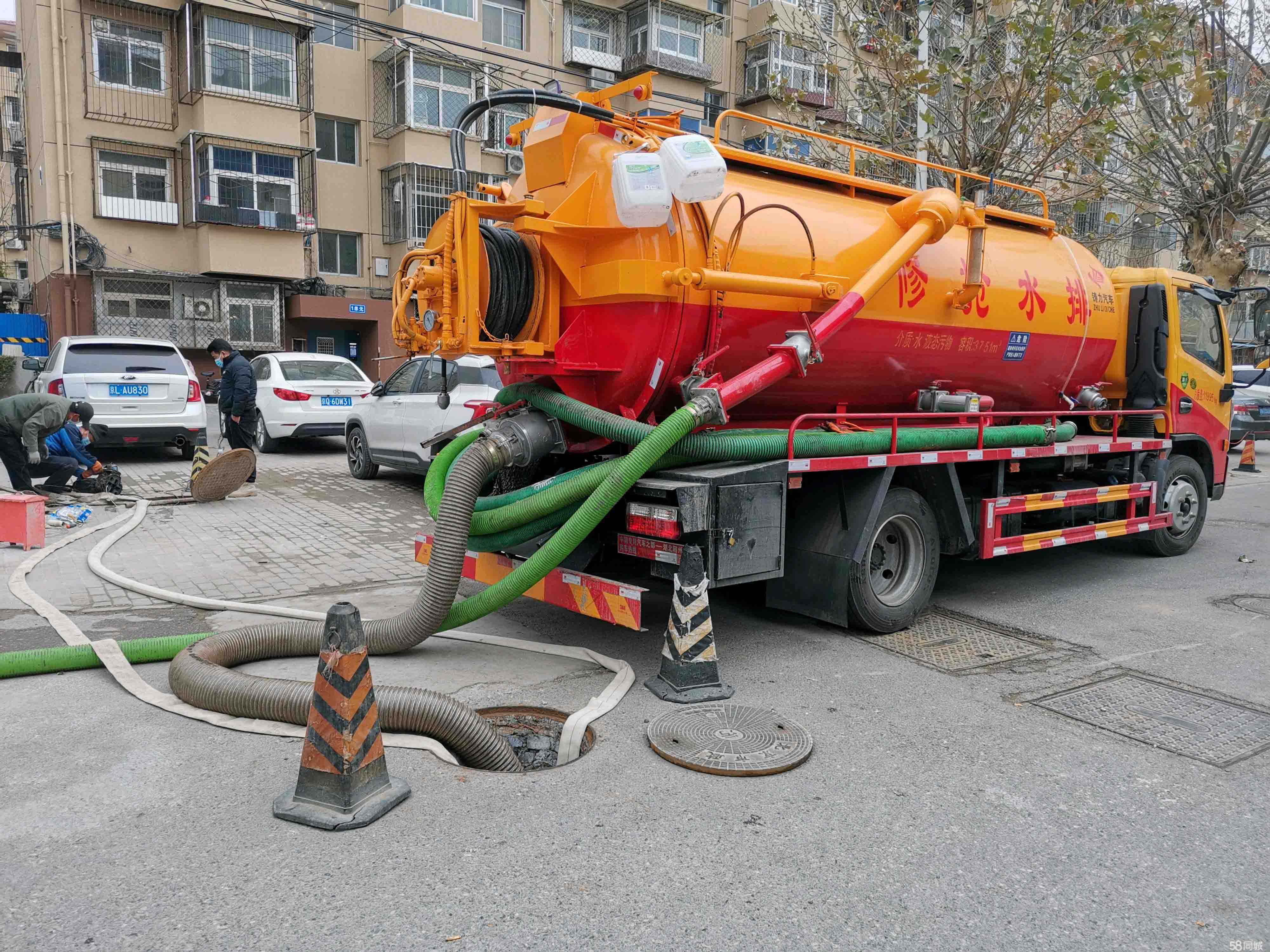 嘉荫抽粪吸污